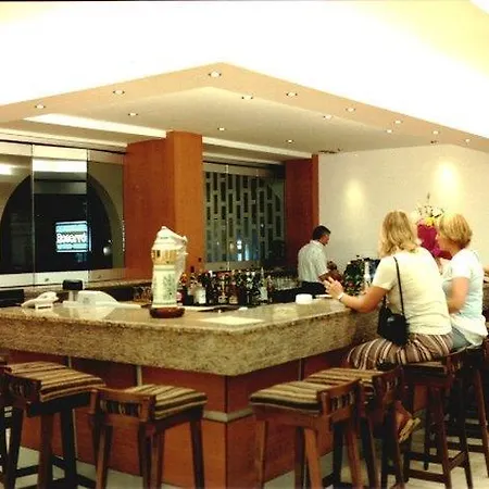 Hotel Africa 